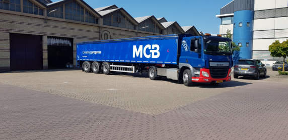 Ladingzekering in praktijk: de vrachtwagens van MCB